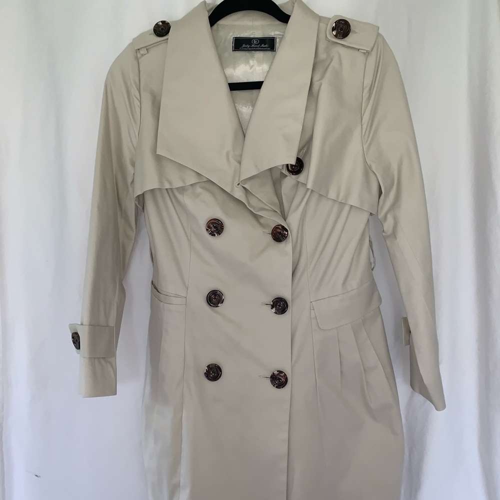Trench coat